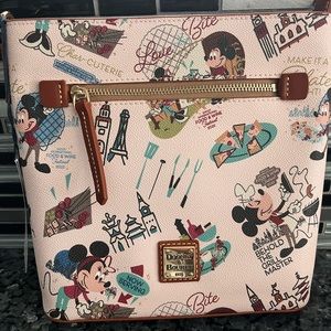 Disney Dooney 2022 Epcot Food and Wine Crossbody NWT